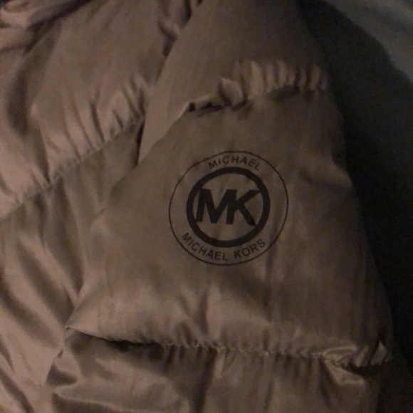 Michael Kors womens down filled jacket size Medium - Picture 2 of 4